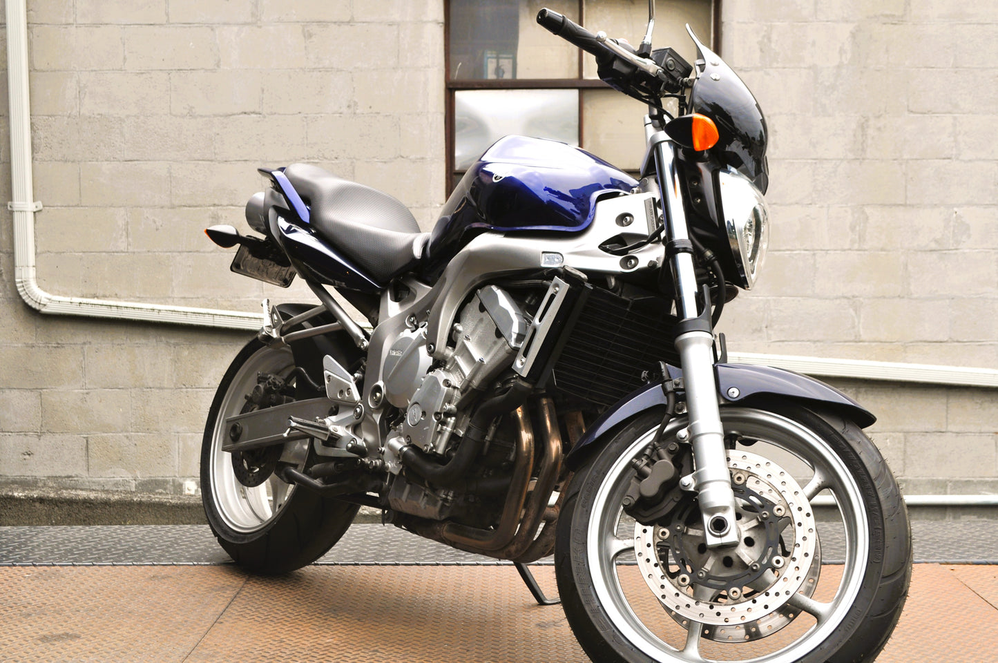 2005 Yamaha FZ6